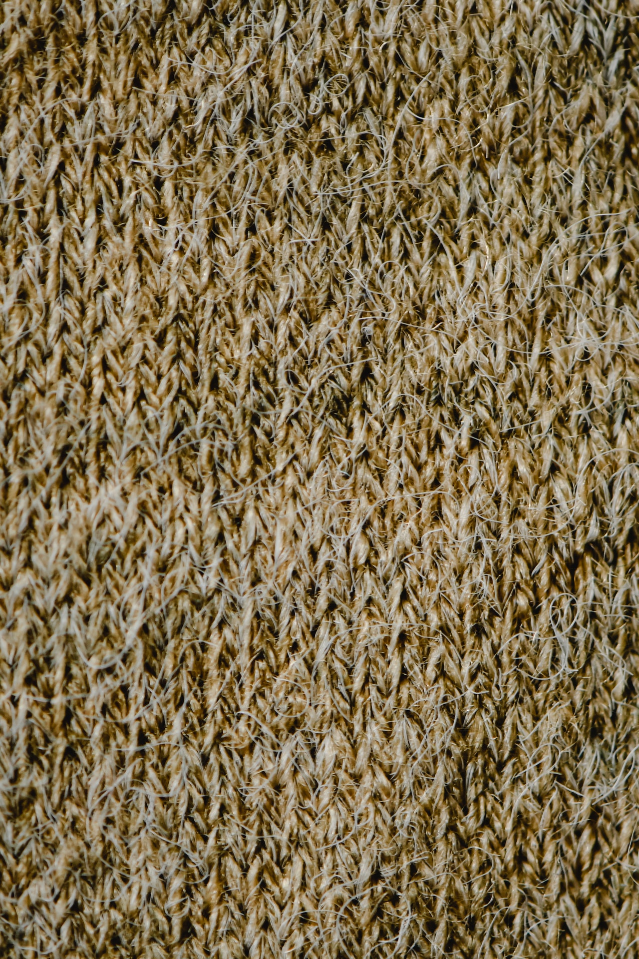 A shedding jute rug